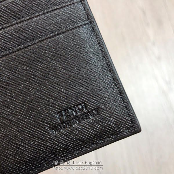 FENDI短夾錢包 19年春夏季最新手包 小摔牛皮 芬迪對折錢包  fdz2140